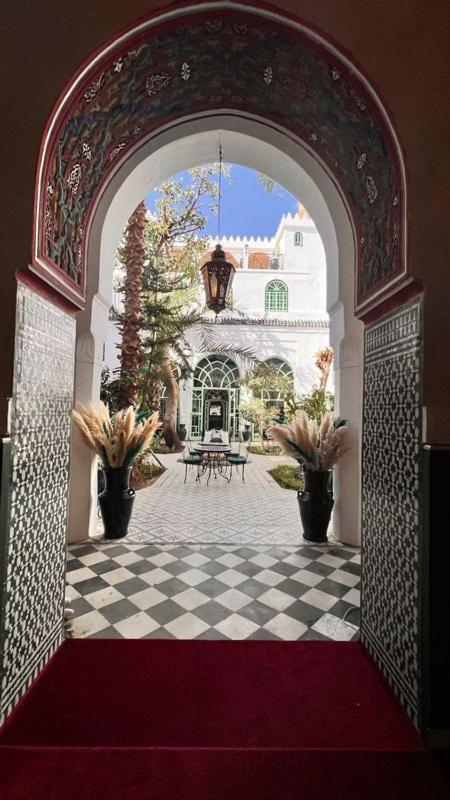 رياض كاتالينا رياد